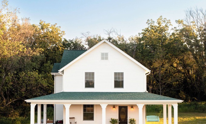 Cass County Autre | As seen in Omaha Home Magazine!