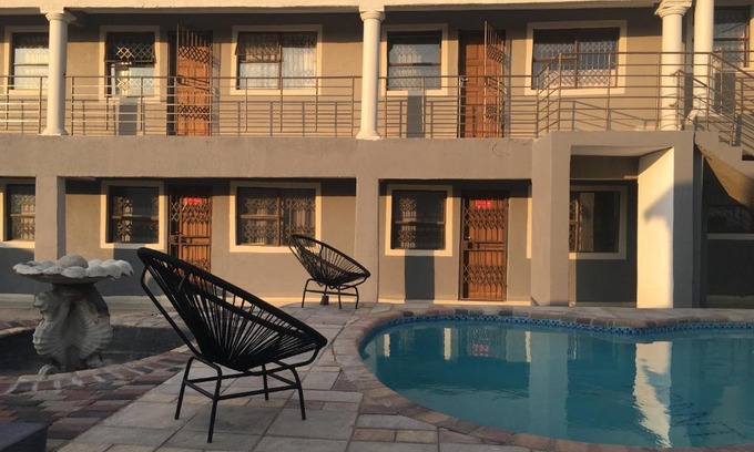 Hazyview Appartement | Asante’s Guest House