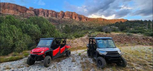 Globe Maison | Ash Creek Canyon Mining Cabin Chrysotile Arizona