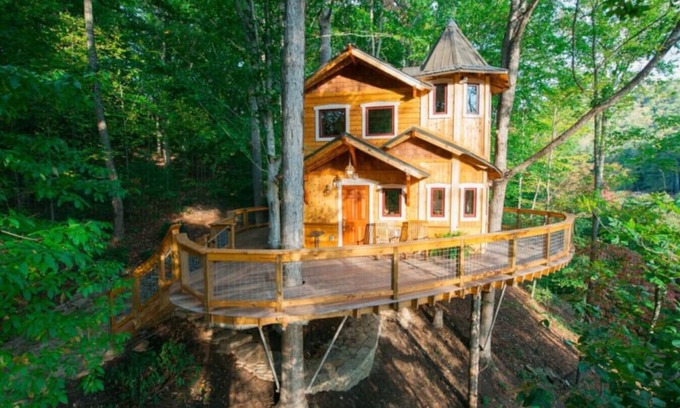 Weaverville Maison | Treehouse romantique #bucketlist