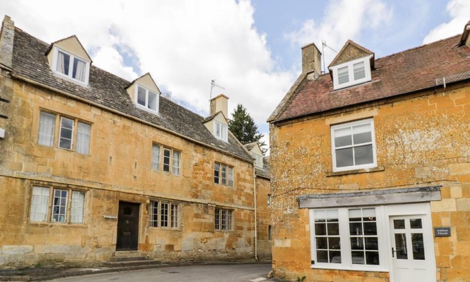Blockley Maison | Ashton House