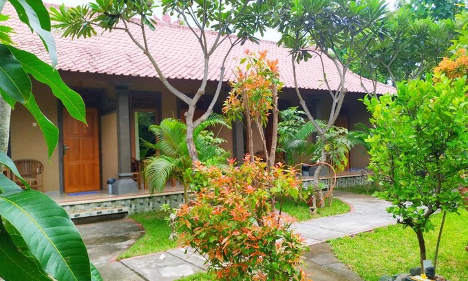 Pemuteran Maison | Asih Homestay