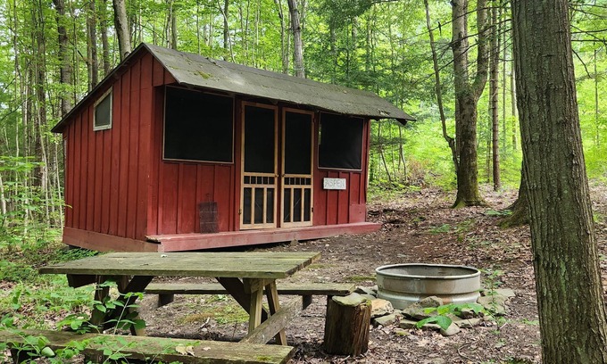 Etna Cabine | Aspen Rustic Camping Cabin