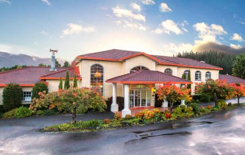 Tararua Forest Park Chalet De Ski | Aston Norwood Chalets