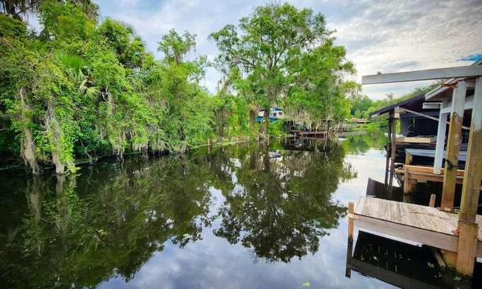Astor Maison | Astor River House with 2 private boat slips