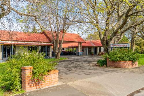Greytown Hôtel | ASURE Oak Estate Motor Lodge