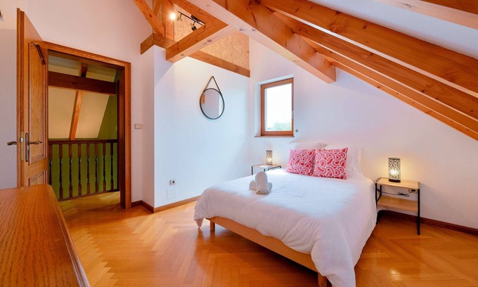 Volmunster Villa | Maison 8 personnes, balnéo et nature