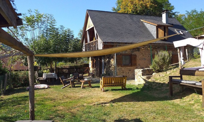 Arrien-en-Bethmale Chalet De Ski | Gite De FRANCE 3 épis.Dans PARC NATUREL DES PYRENNEES ARIEGEOISE.voir écouter***