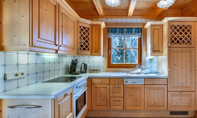 Heiligenblut Maison | Merveilleuse maison de vacances privée pour 7 personnes avec TV, terrasse, animaux admis et parking