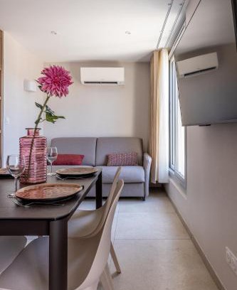Clermont Ferrand City Centre Appartement | At home in Clermont, Place de Jaude