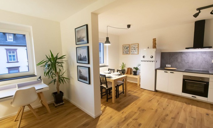 Durlach Appartement | *At home with a view of the Turmberg*