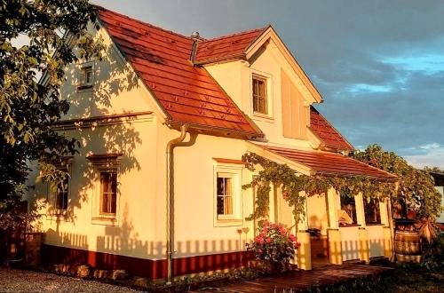 St. Margarethen Maison | Ferienhaus Radlwiesn