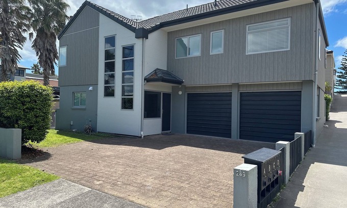 Mount Maunganui Cottage | À la baie - Mt Maunganui maison de vacances