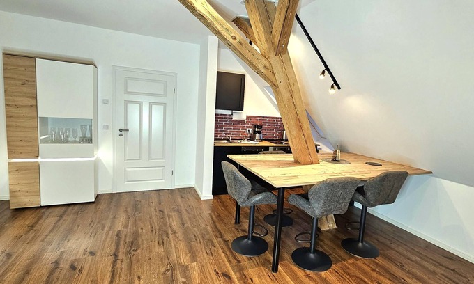 Eckental Appartement | At the gateway to Franconian Switzerland - Apartment with bedroom
