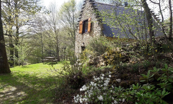 Erce Maison | Au coeur d'un site renommé des Pyrénées ariégeoises