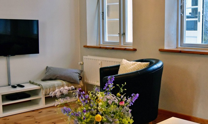 Flensburg Appartement | At the museum harbor - shower, WLAN, parking space, washing machine, TV