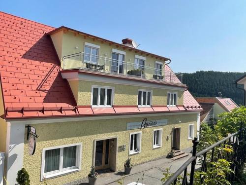 Birkfeld Maison | Athecada Frühstückspension