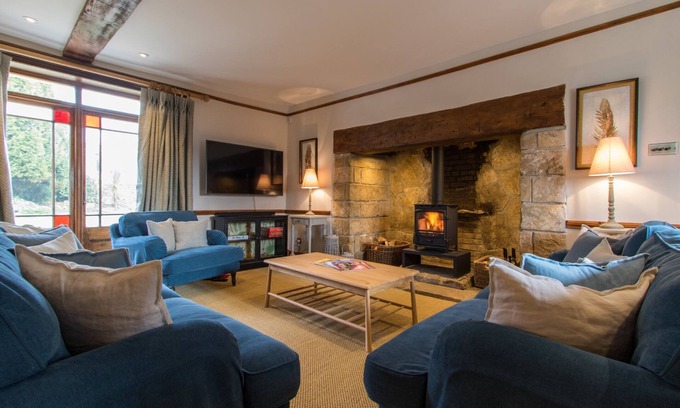 Ilminster Autre | Atherstone Farmhouse - ferme au toit de chaume qui dort 14 invités dans 6 chambres