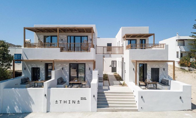 Adamas Appartement | Athina Milos Suites