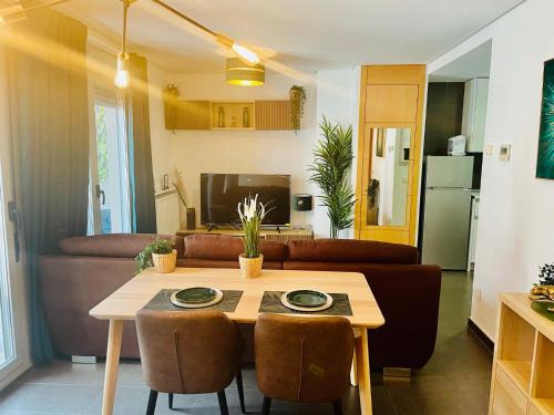 Almendrales Appartement | ATICO CON TERRAZA - cerca a MADRID RIO