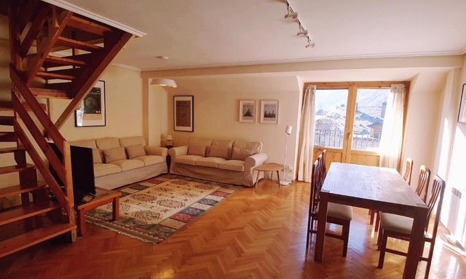 Biescas Appartement | Atico duplex Urb La Viña en Biescas