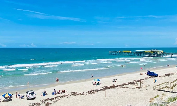 Daytona Beach Shores Appartement | Atlantic Terrace | 2 Bedroom Suite w/ Balcony