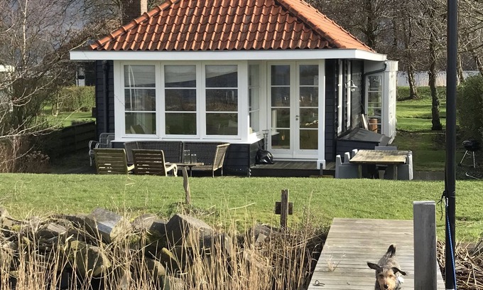 Kaag Maison | Kaaghuis atmosphérique directement sur le lac avec une vue unique sur l'eau et la nature