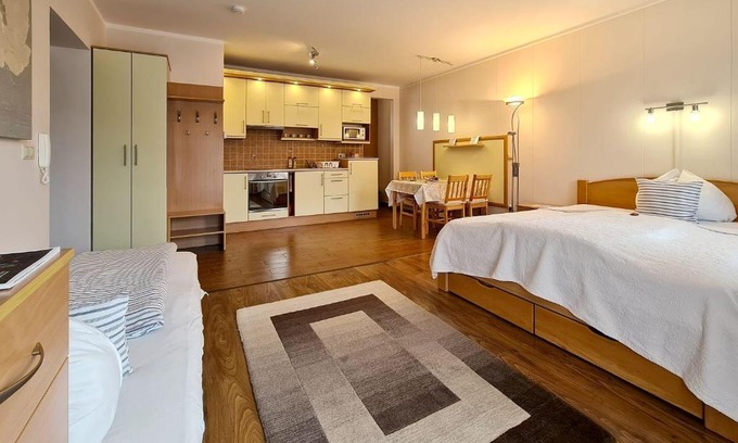 Sarvar Appartement | Atmoszféra Apartman