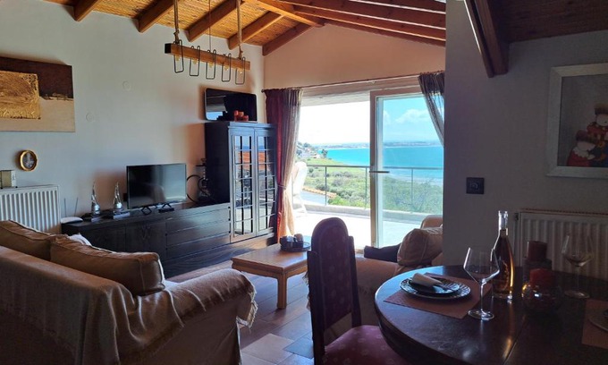 Nea Moudania Appartement | Attic