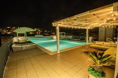 Porto Azzurro Appartement | Attico con piscina a Porto Azzurro