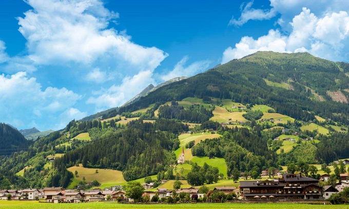 Helfenstein Appartement | Bel appartement près de la station ski à Hart im Zillertal