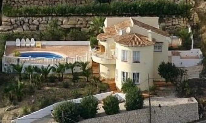 L'Alcassar Villa | Jolie villa avec vue mer et piscine privée dans un endroit calme proche des commodités