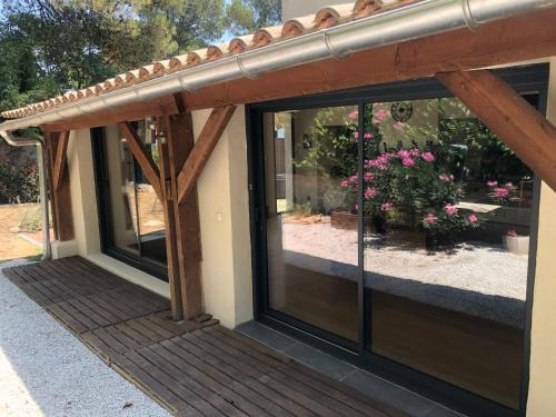 Langlade Maison | Au cœur de la Pinède de 1 à 4 personnes