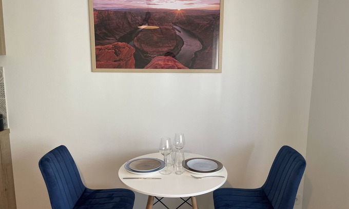 Gap Appartement | Au calme et proche centre-ville, studio rénové avec équipements neufs et parking