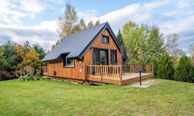 Sainte-Melanie Chalet De Ski | Au Chic Chalet des Chutes (Chic Rustique)
