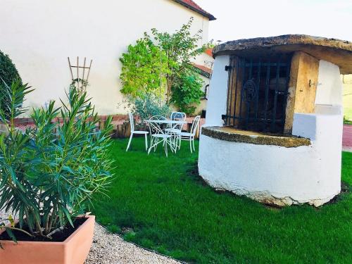 Dompierre-les-Ormes Maison | Au Clos des Ormes
