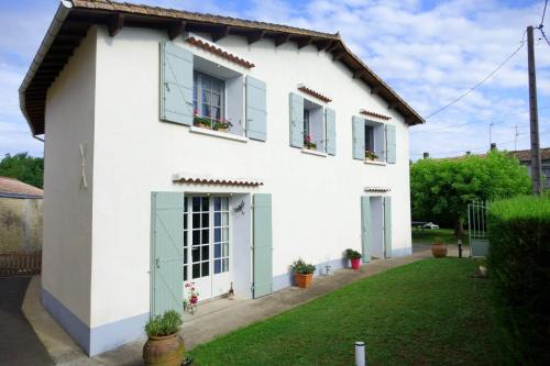 Saint-Hilaire-la-Palud Lit Et Petit-Déjeuner | AU COEUR DU MARAIS