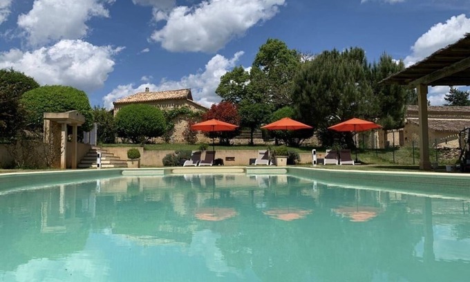 Biron Cottage | Maison périgourdine en pierre restaurée, située dans la campagne de Dordogne