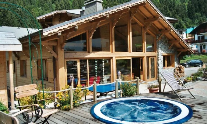 Les Prodains Hôtel | Au Coin du Feu (17 chambres) réservé par la chambre (tarifs sont par personne)