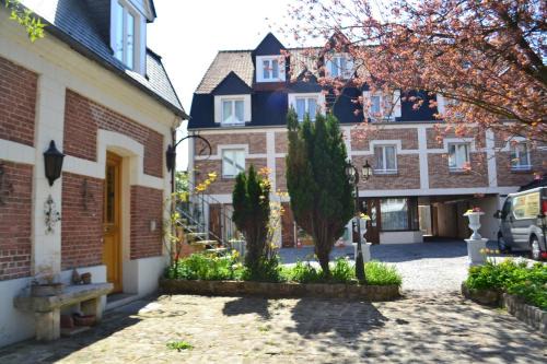 Montreuil-sur-Mer Appartement | Au jardin d'à côté