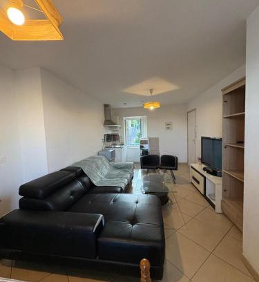 Ales Appartement | Au pied de l'ermitage