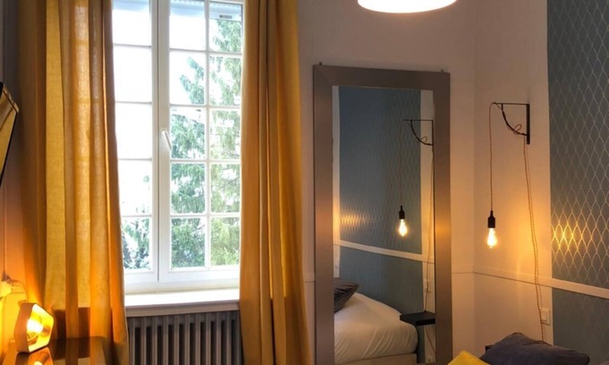 Combree Hôtel | Auberge de l'Ombrée