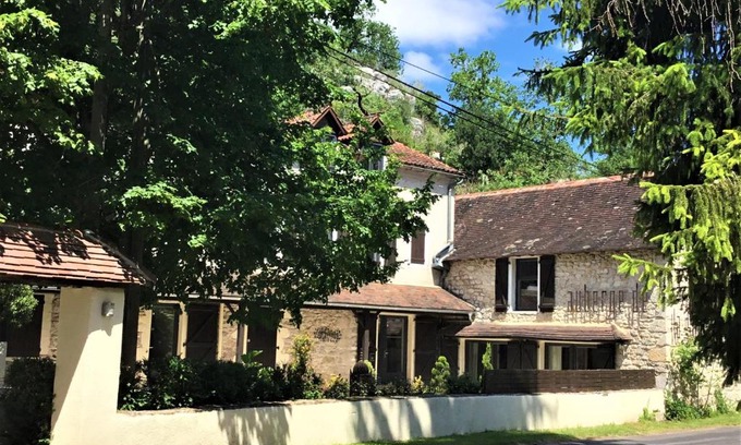 Cabrerets Lit Et Petit-Déjeuner | Auberge de la Sagne