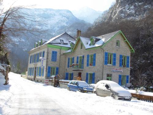 Laruns Hôtel | Auberge La Caverne