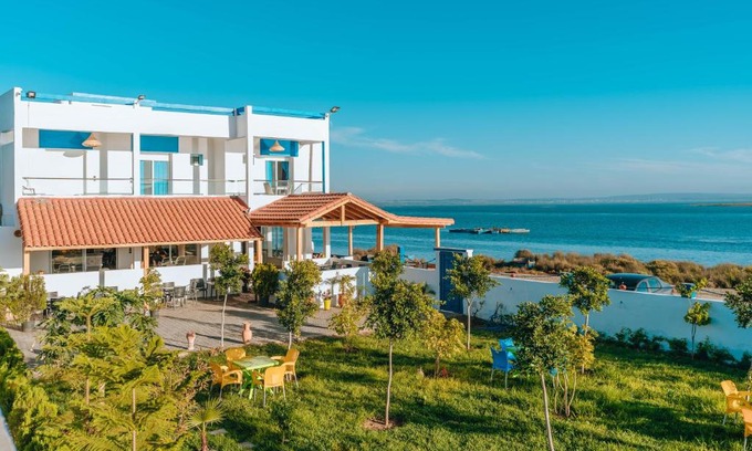 Bahhara Oulad Ayad Auberge | auberge Lacasa latifa vue sure mere moulay bousselham