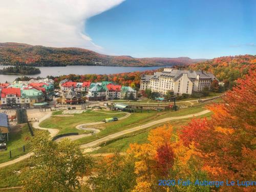 Mont-Tremblant Hôtel | Auberge Le Lupin-Self Check-in