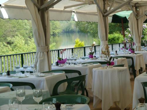 Vincelottes Hôtel | Auberge Les Tilleuls