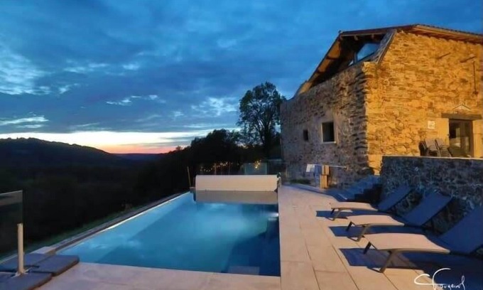 Latouille-Lentillac Maison | Aubié superbe propriété pour 20 avec piscine