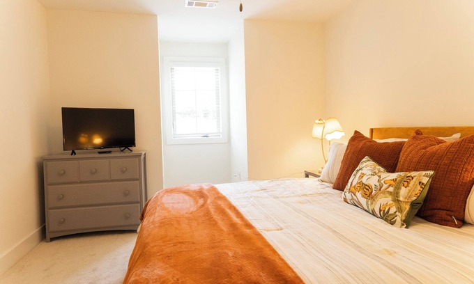 Auburn - Opelika Maison | Auburn Eye of the Tiger House