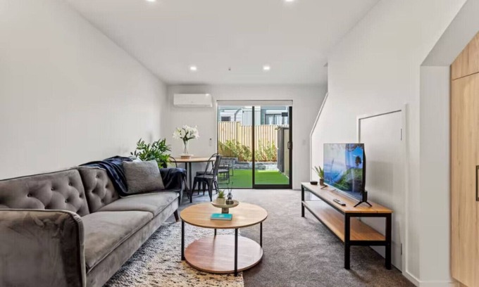 Te Atatu Peninsula Maison | Auckland Peninsula Stunner